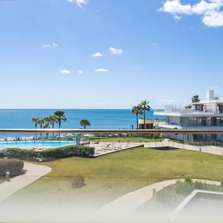 شقة Modern 3-bedroom Luxury With Panoramic Sea Views The Edge, *