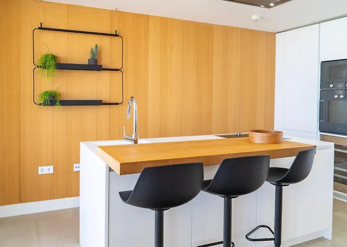 Modern 3-bedroom Luxury With Panoramic Sea Views The Edge, Apartamento *