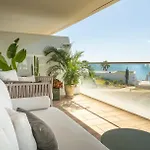 Modern 3-bedroom Luxury With Panoramic Sea Views The Edge, Appartement *