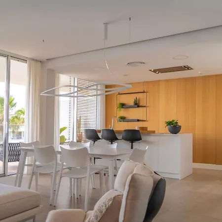 Apartment Modern 3-bedroom Luxury With Panoramic Sea Views The Edge, Estepona