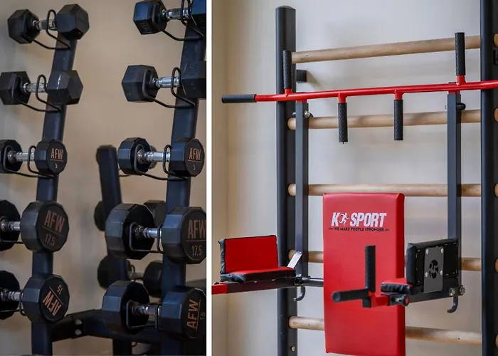 Modern 3-bedroom Luxury With Panoramic Sea Views The Edge, דירה