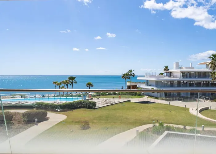 아파트 Modern 3-bedroom Luxury With Panoramic Sea Views The Edge, *