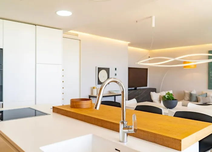 Modern 3-bedroom Luxury With Panoramic Sea Views The Edge, * אסטפונה