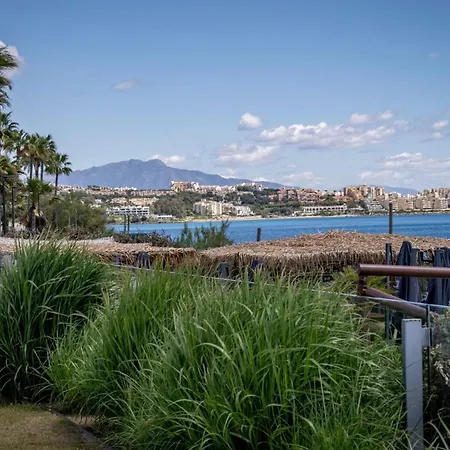 Modern 3-bedroom Luxury With Panoramic Sea Views The Edge, Apartment *